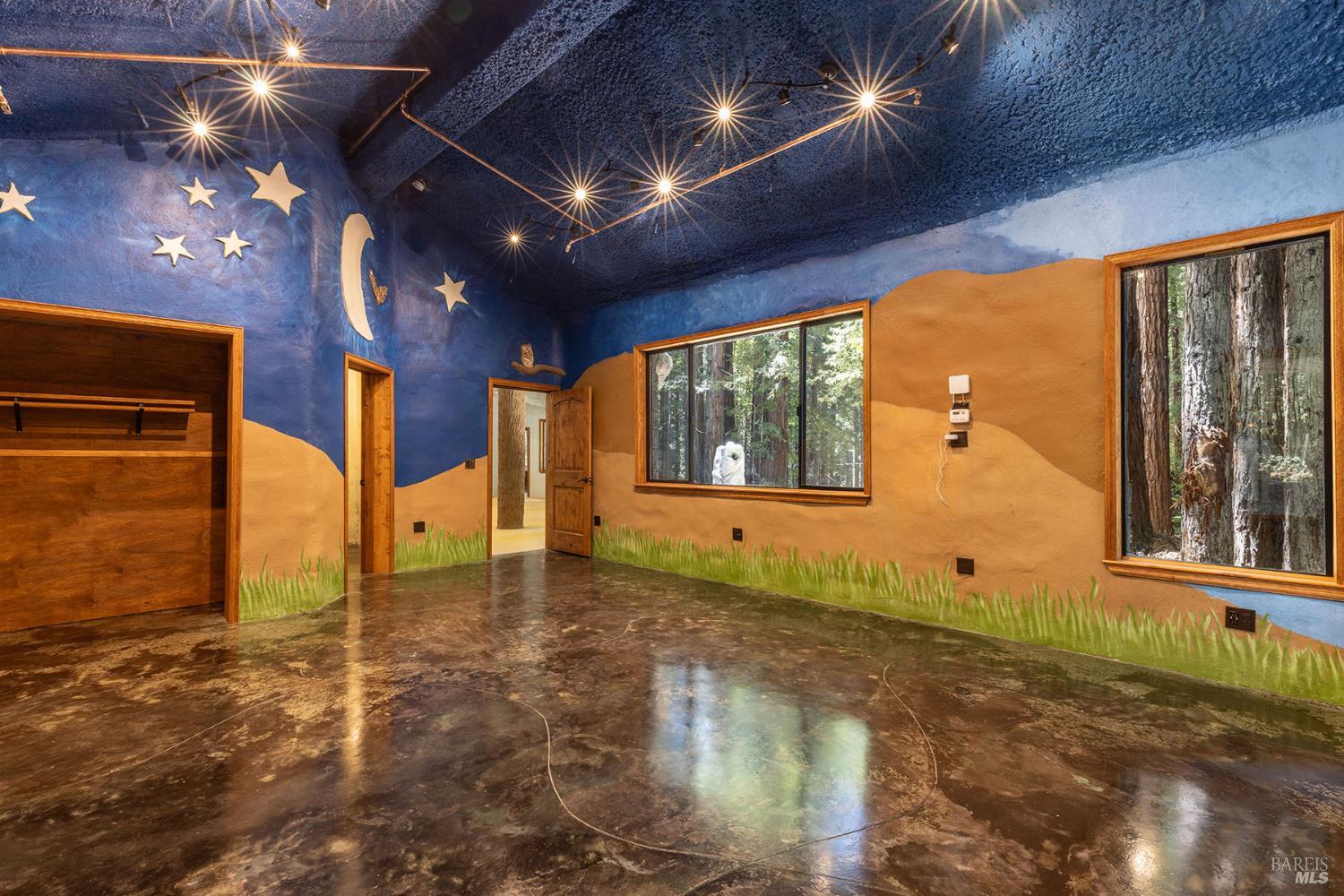 Property photo 37