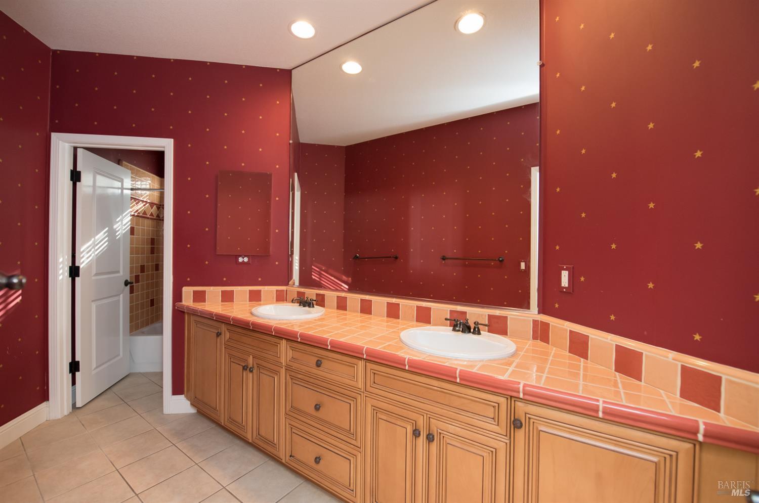 Property photo 37