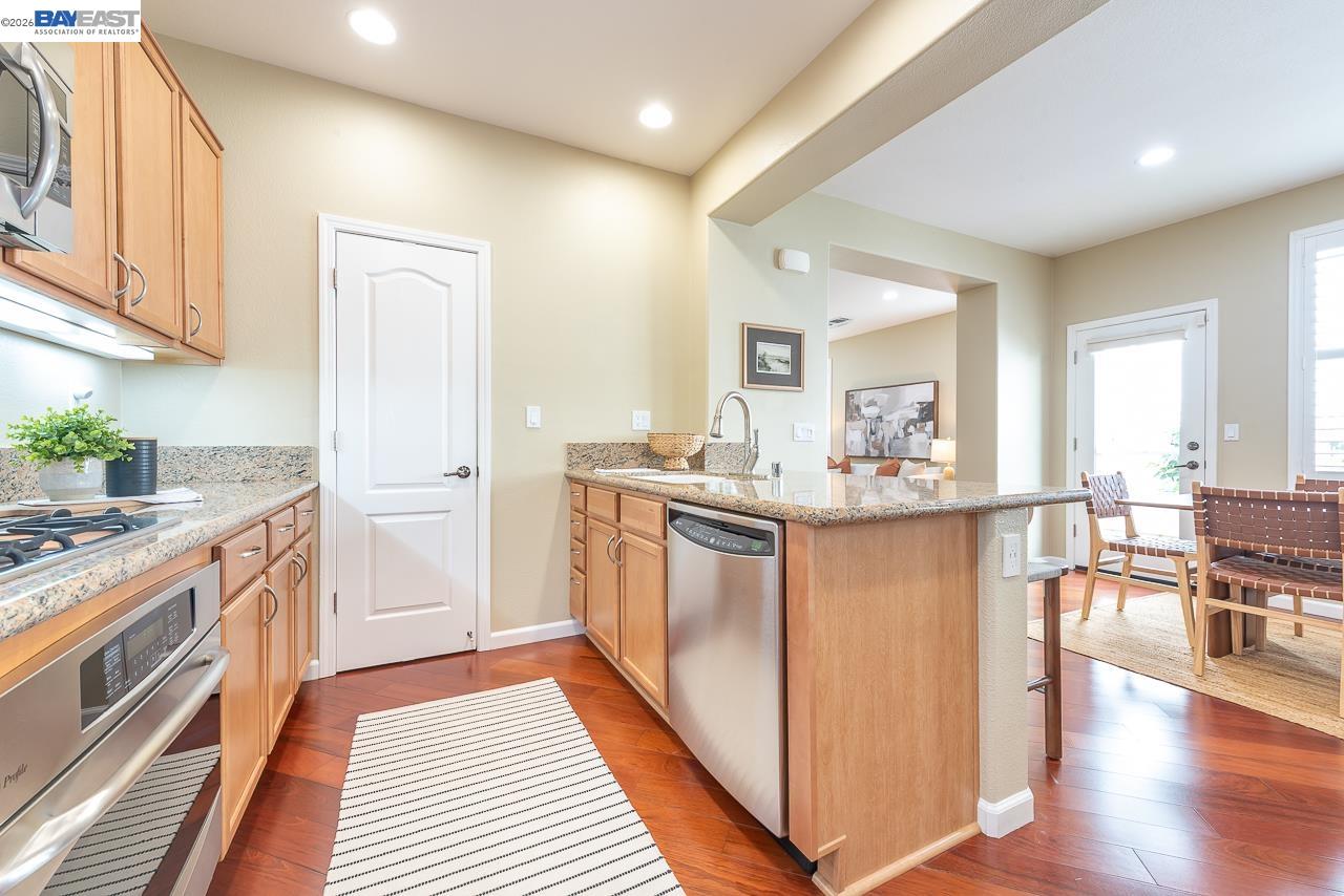 Property photo 28