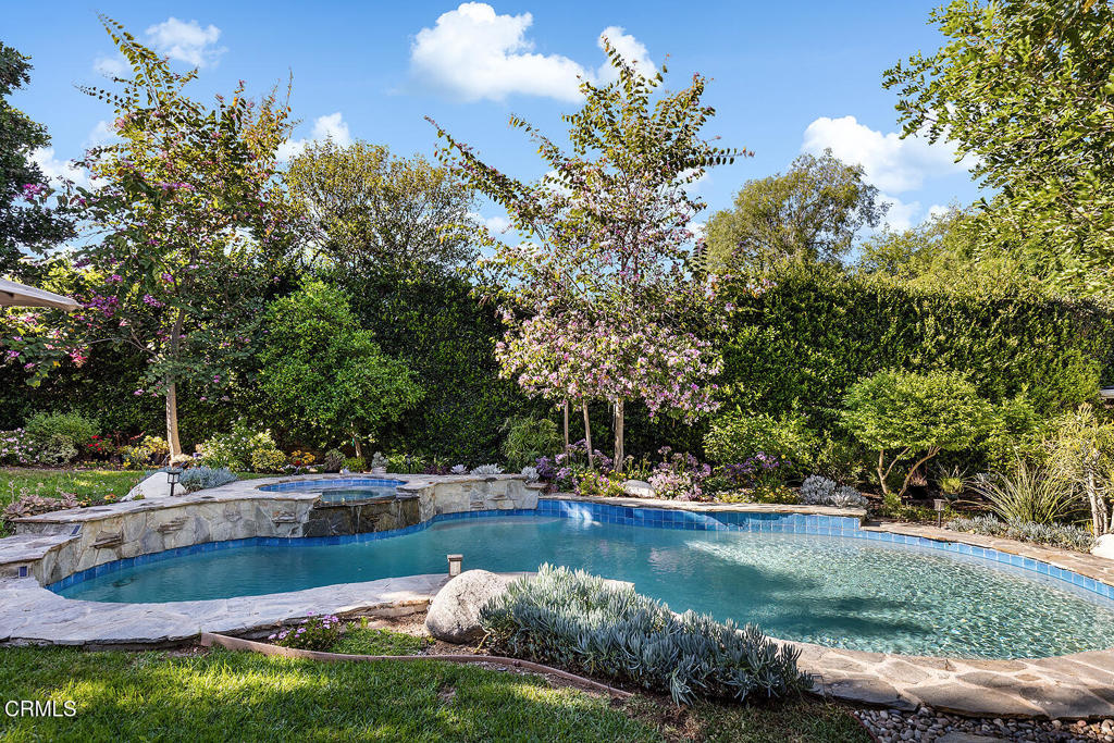 Property photo 44
