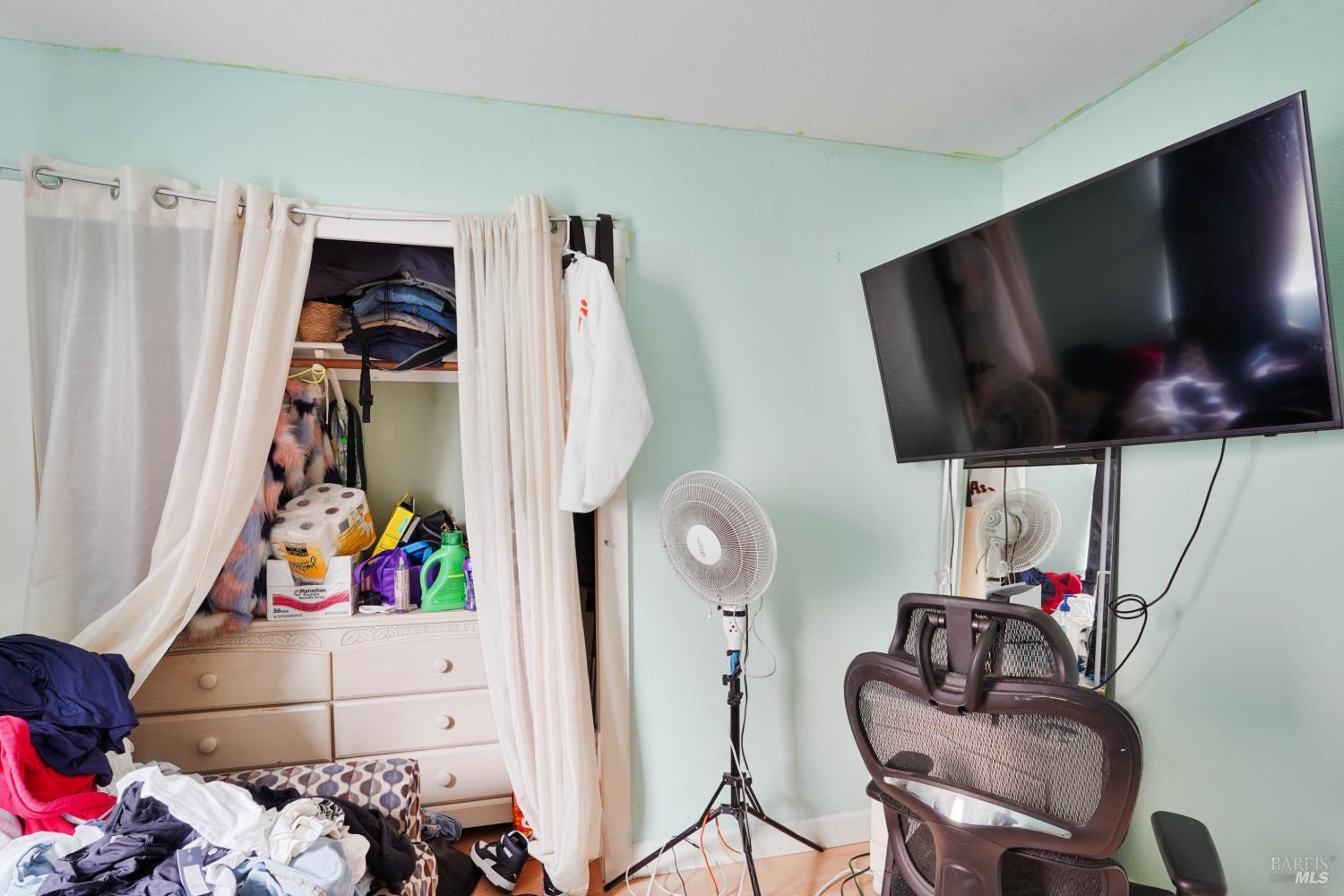 Property photo 43