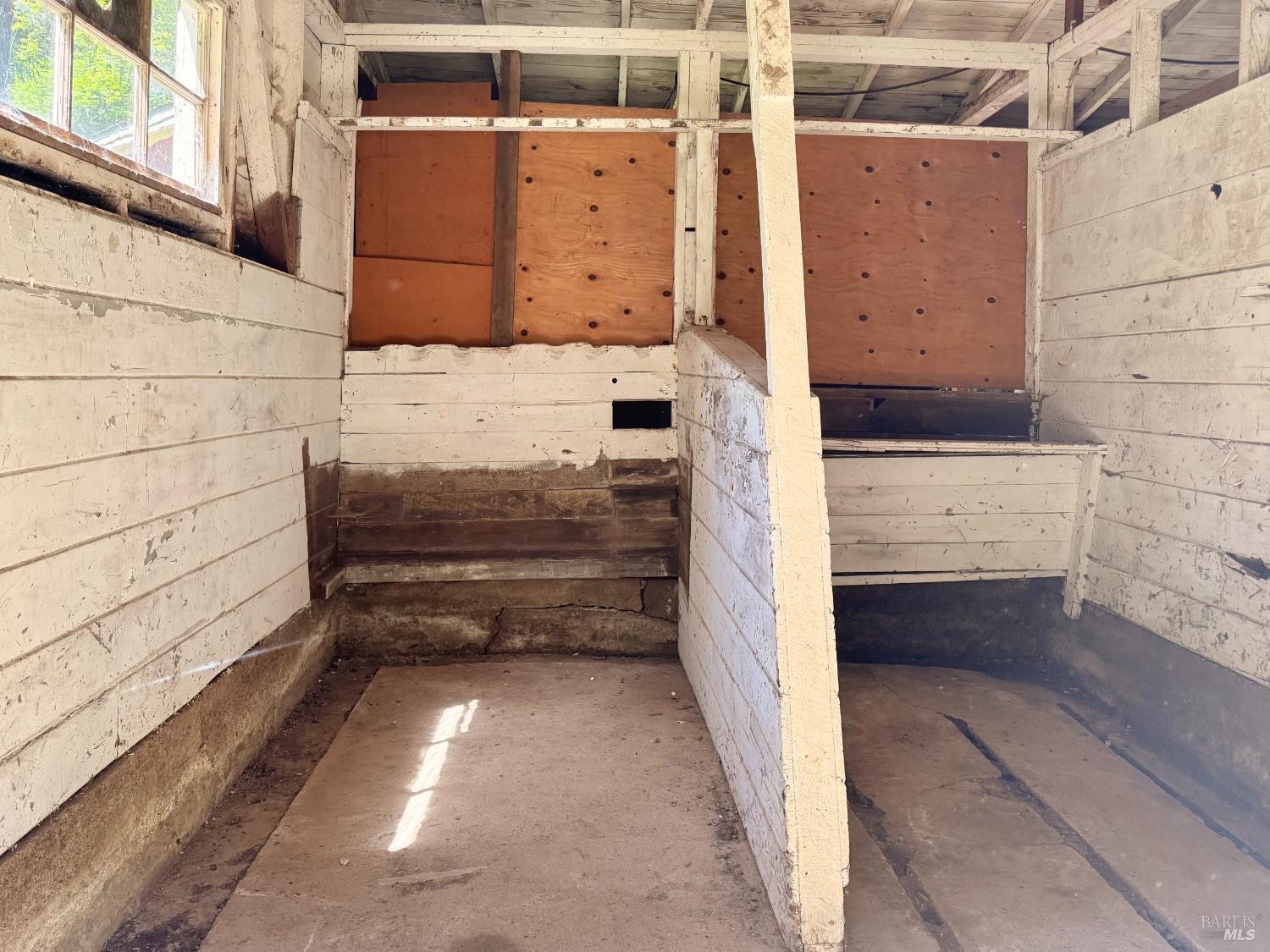 Property photo 33