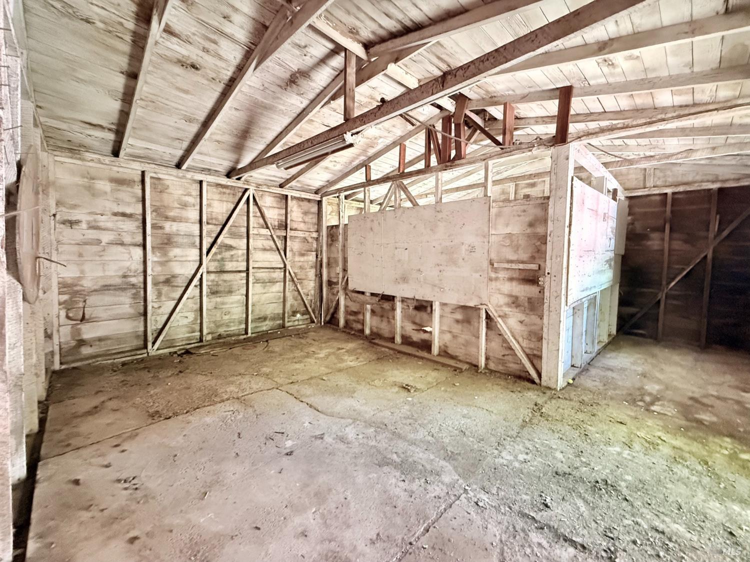 Property photo 34