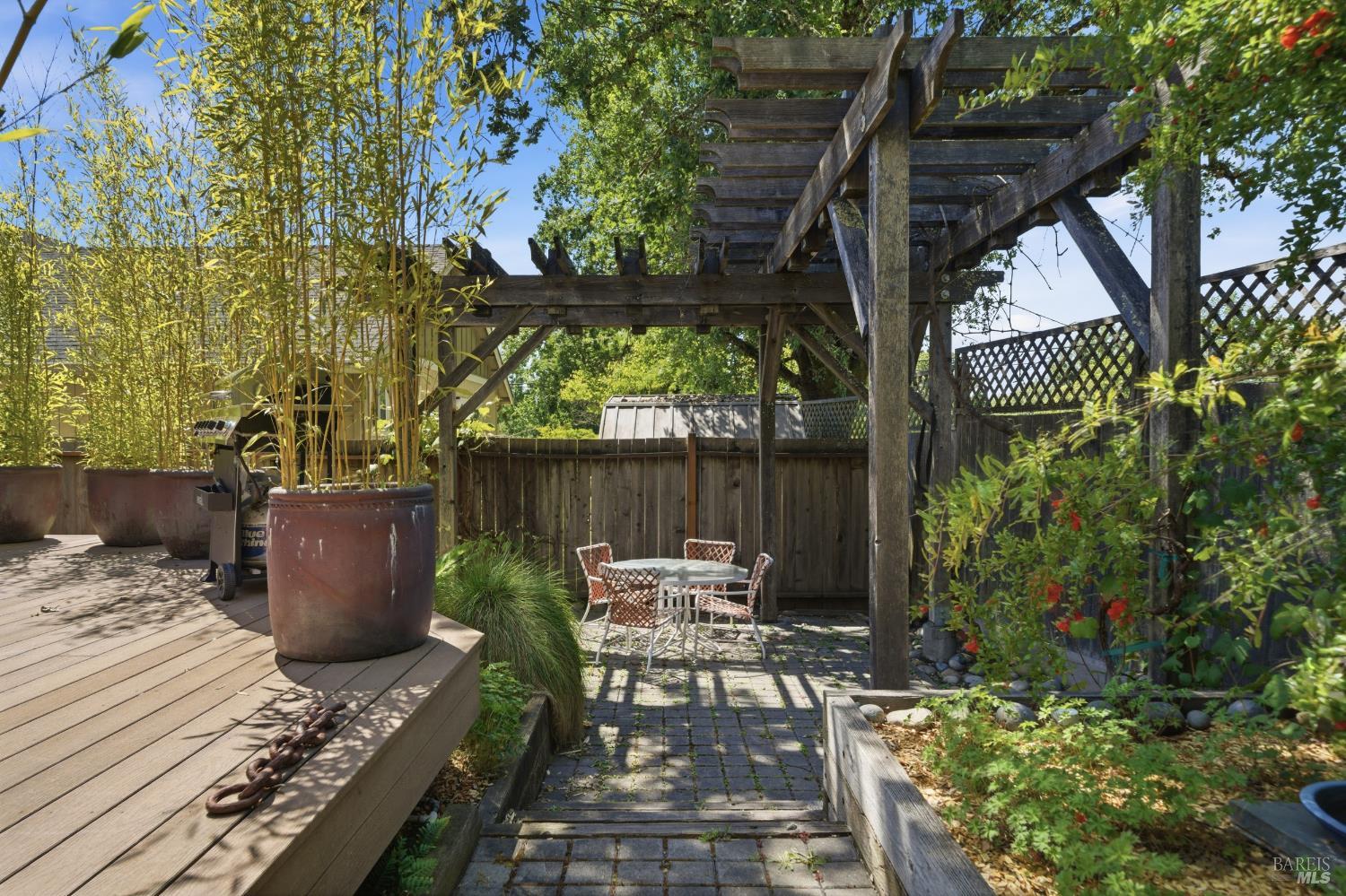 Property photo 33