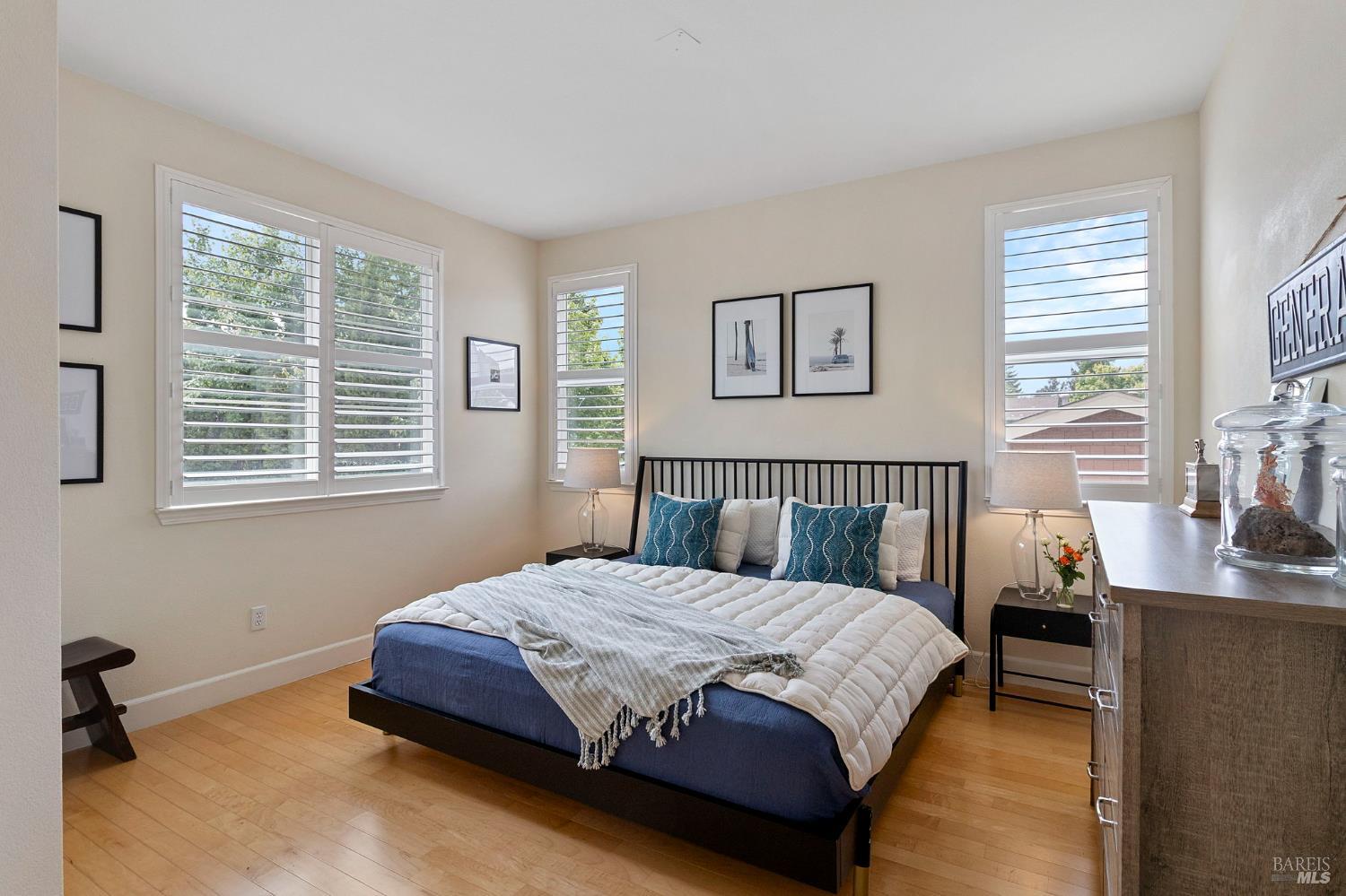 Property photo 44
