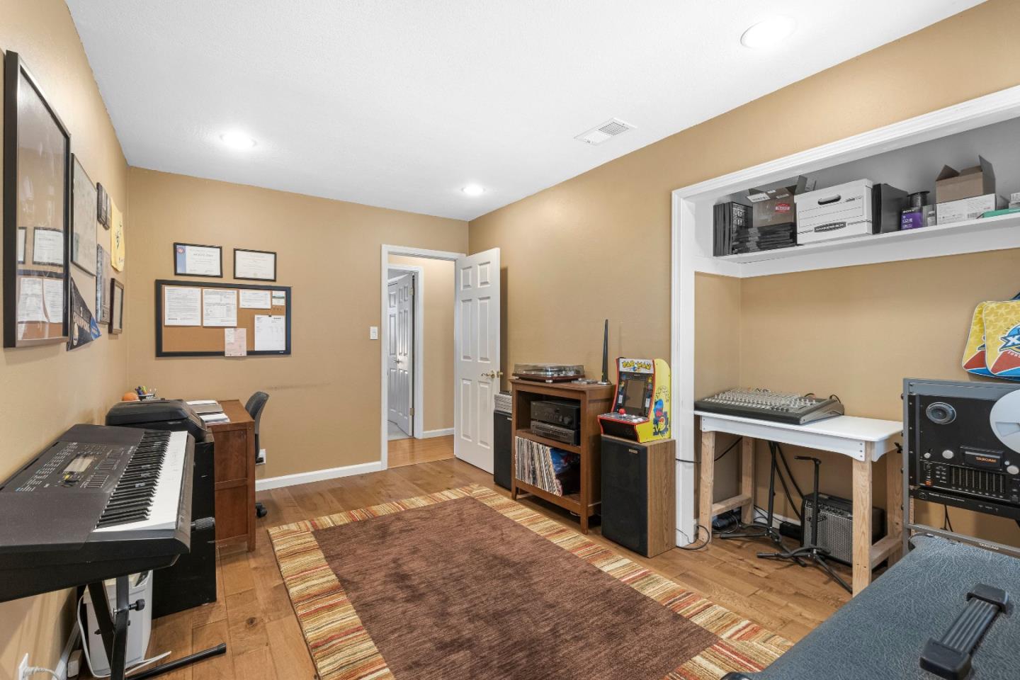Property photo 30