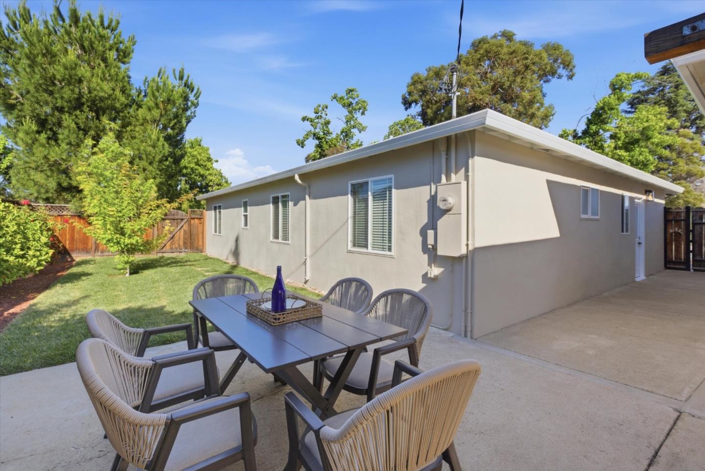 Property photo 34