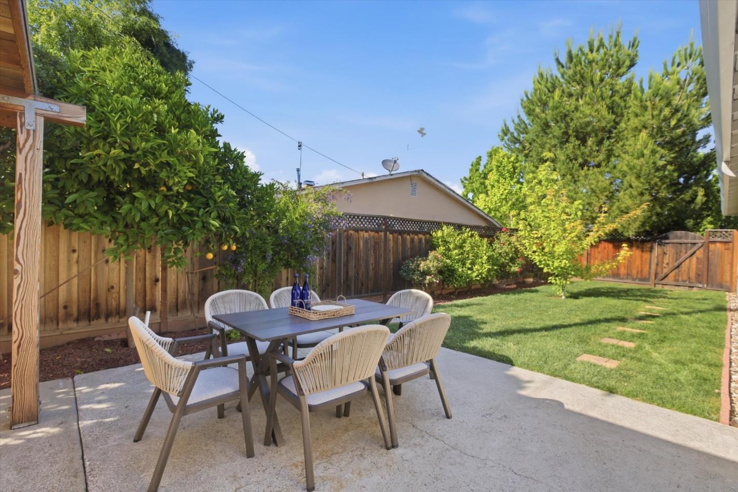 Property photo 35