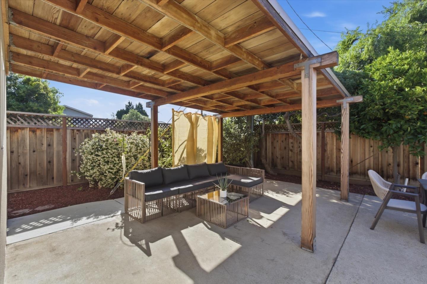 Property photo 36