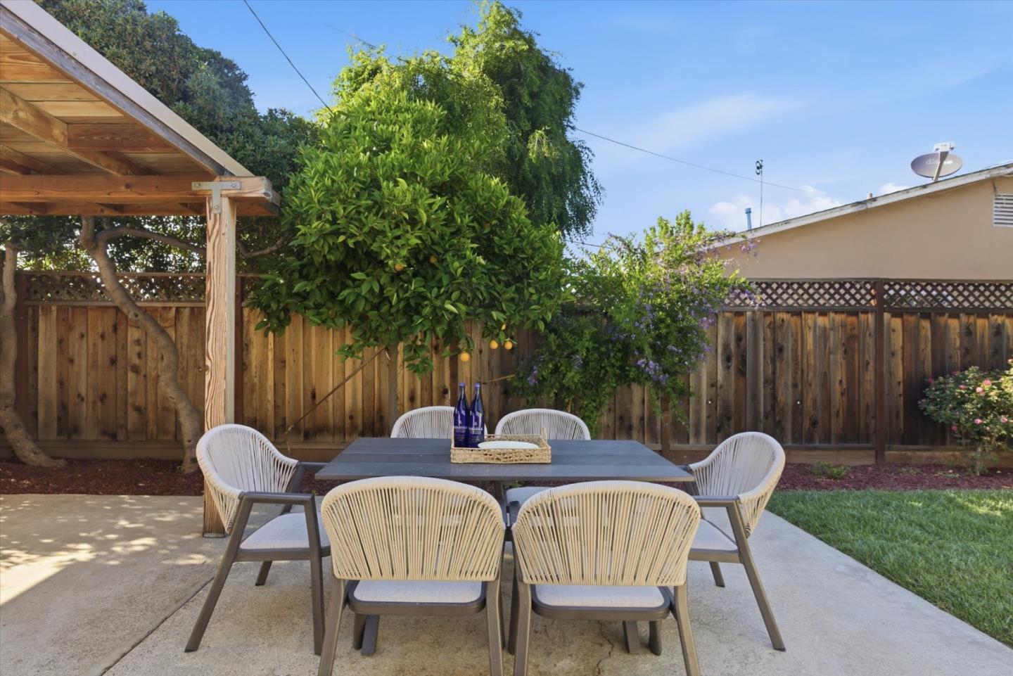 Property photo 37