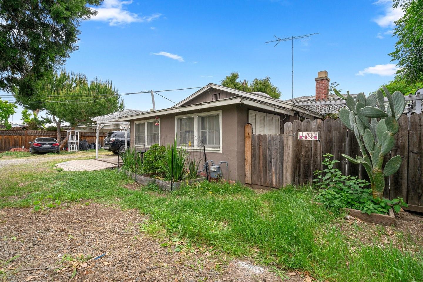 Property photo 24