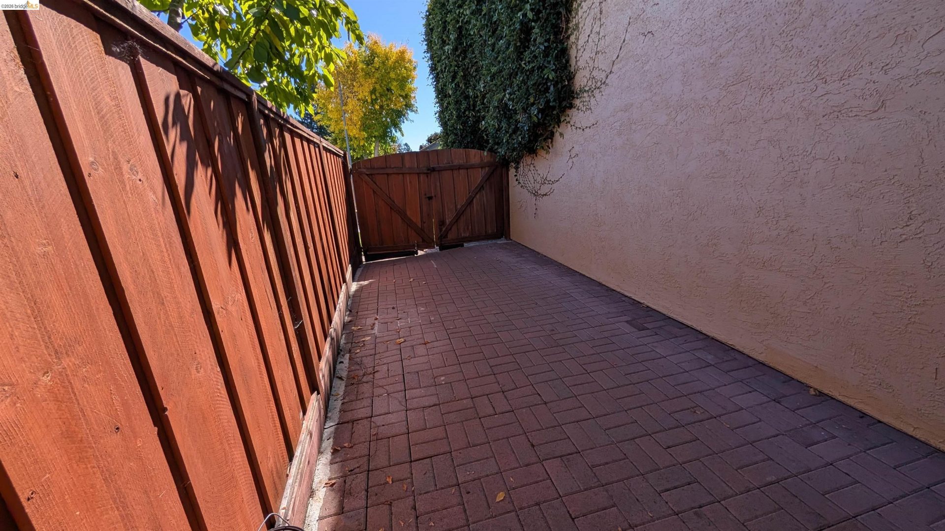Property photo 43