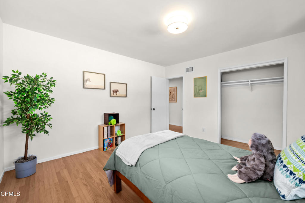 Property photo 33
