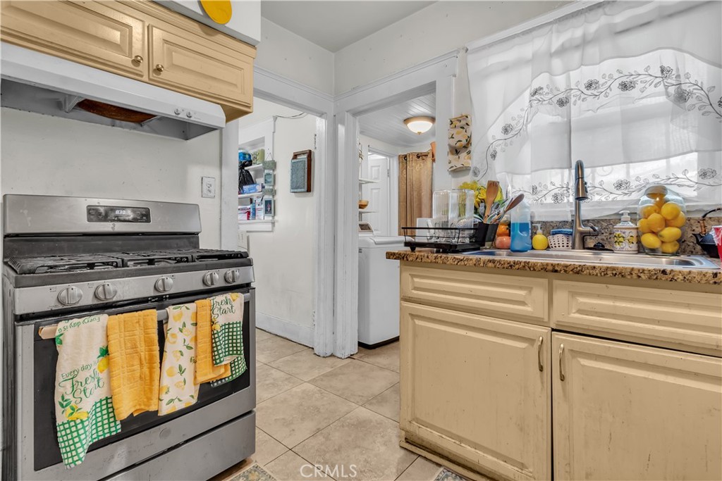 Property photo 34