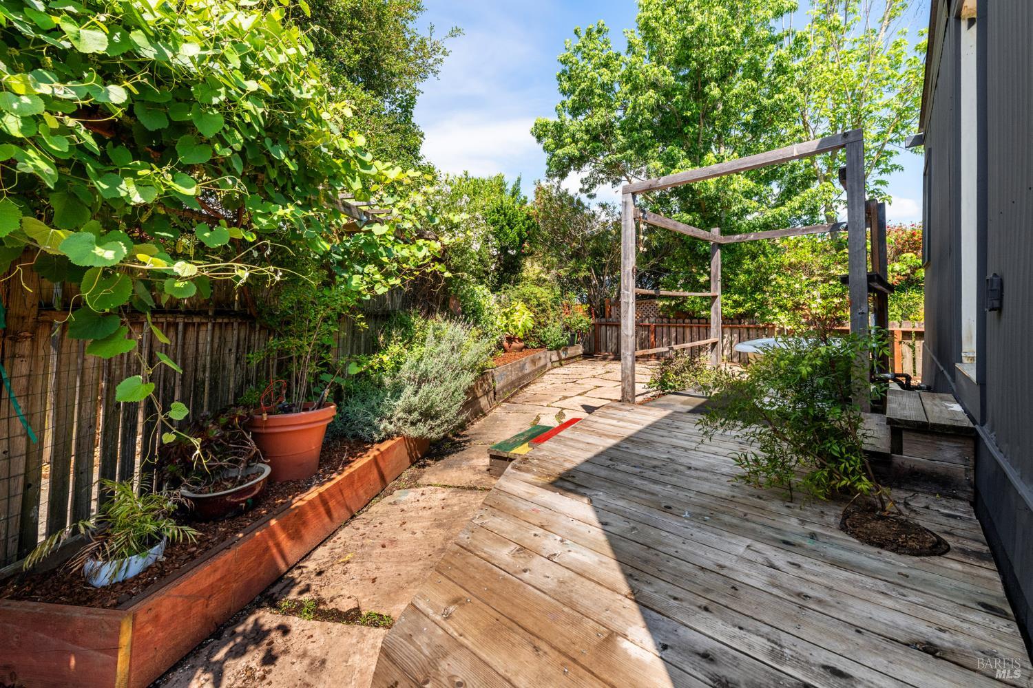 Property photo 33
