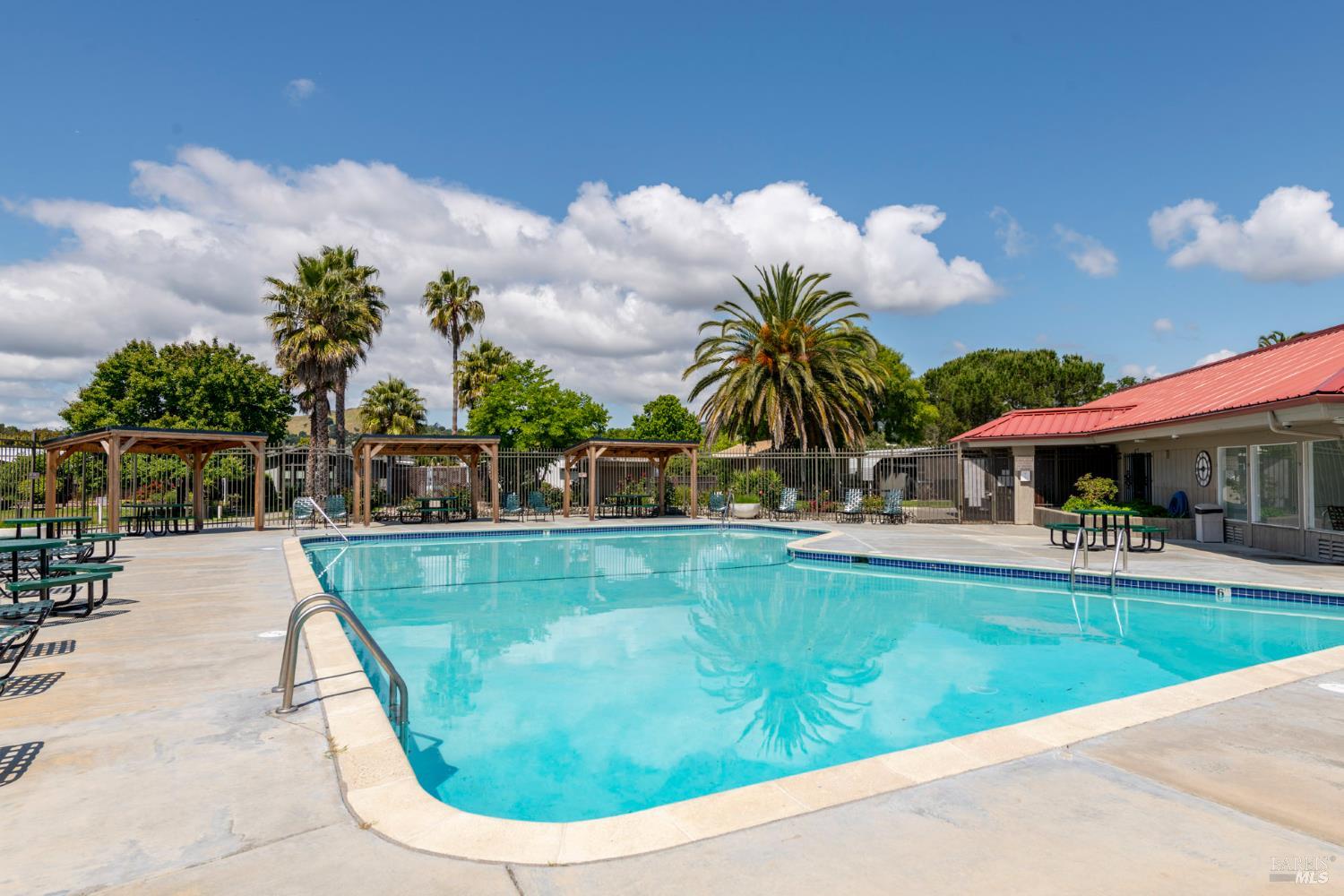 Property photo 37