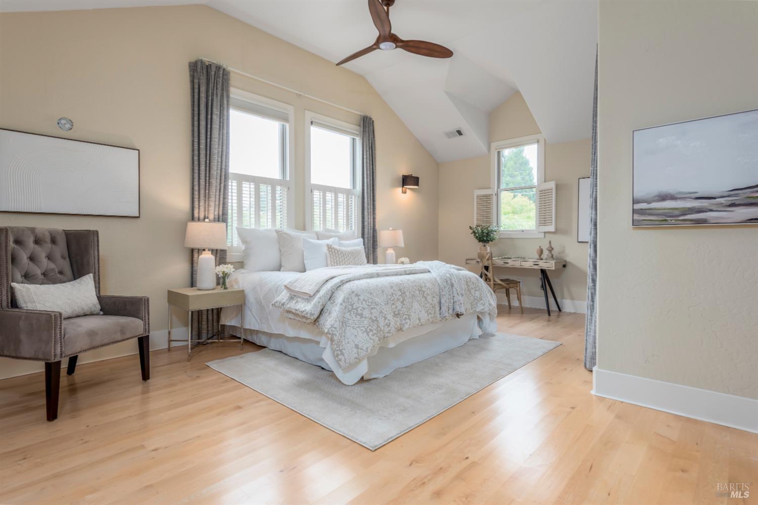 Property photo 32