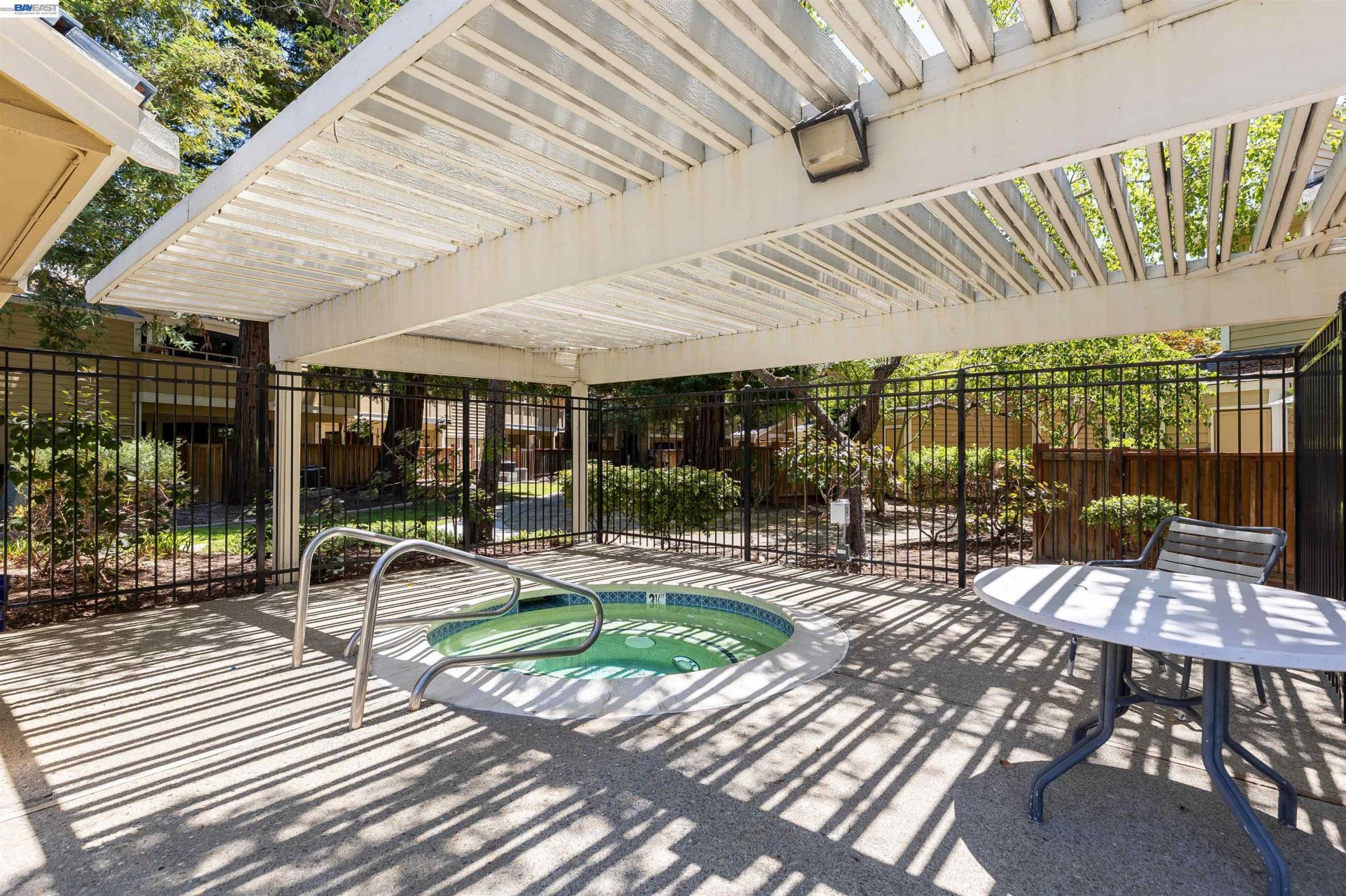 Property photo 33