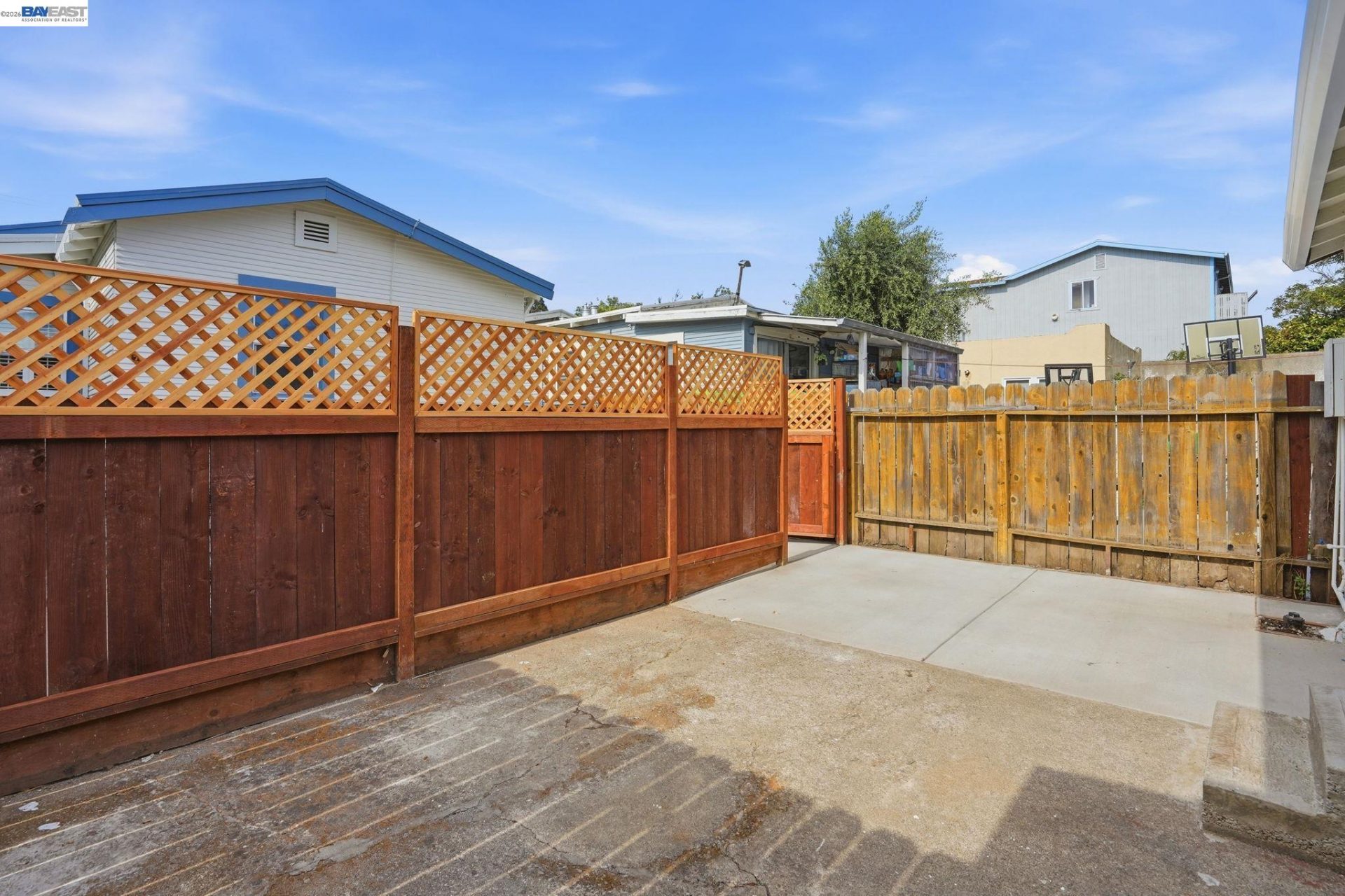 Property photo 38