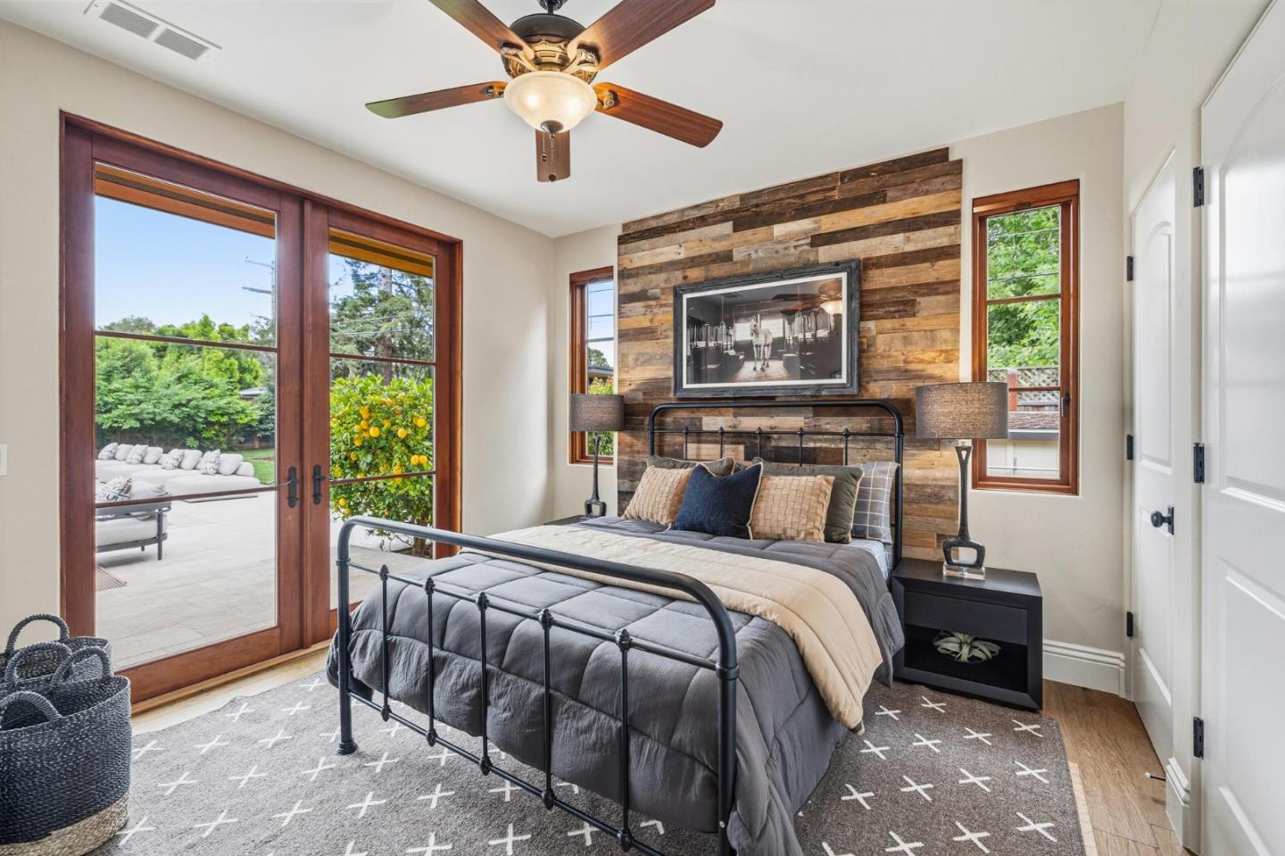 Property photo 46