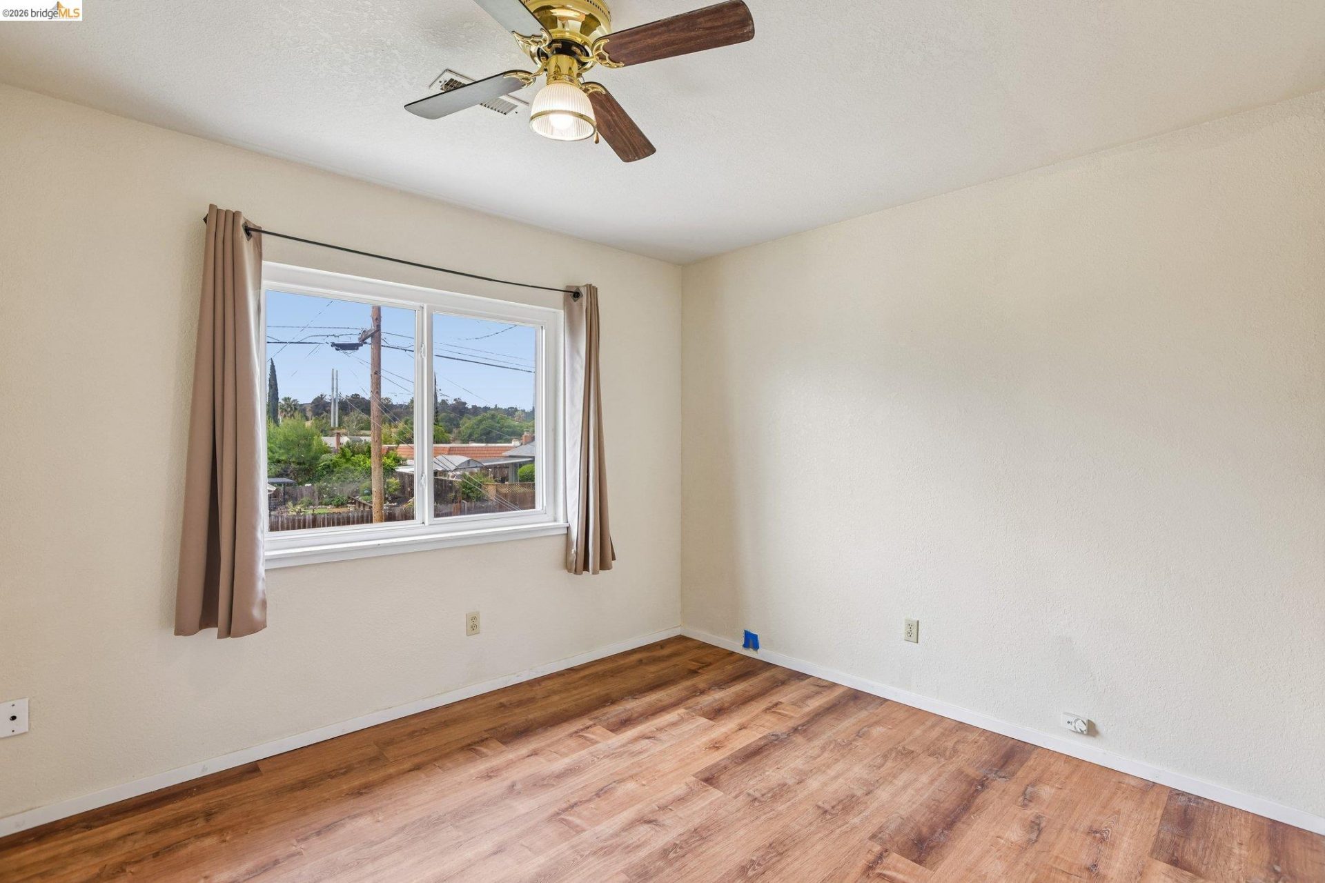 Property photo 50