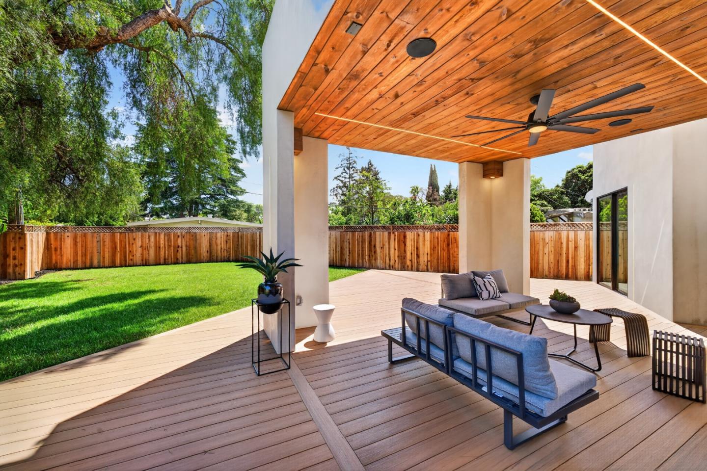 Property photo 44