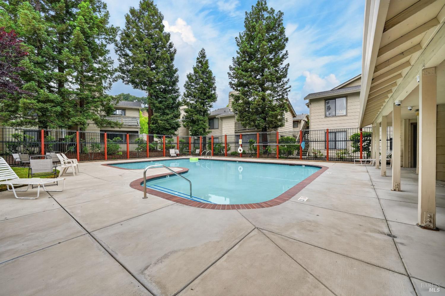 Property photo 34