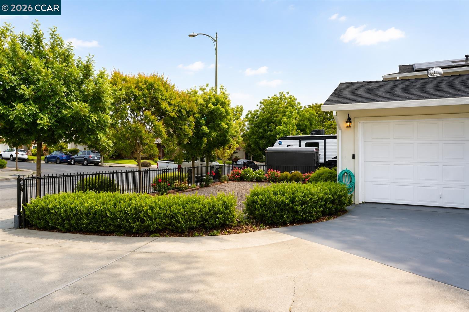 Property photo 44