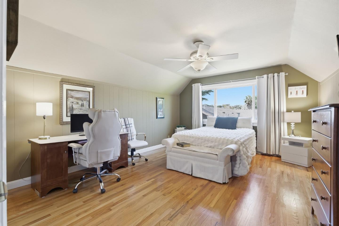 Property photo 33