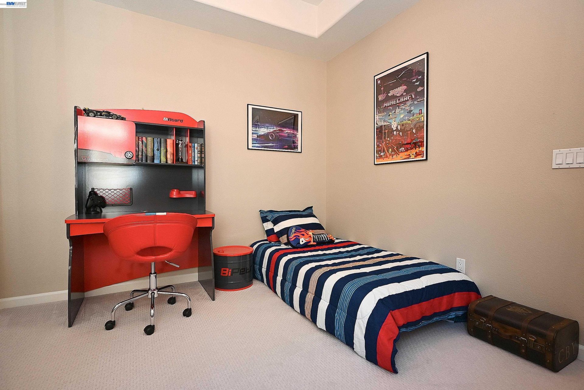 Property photo 33