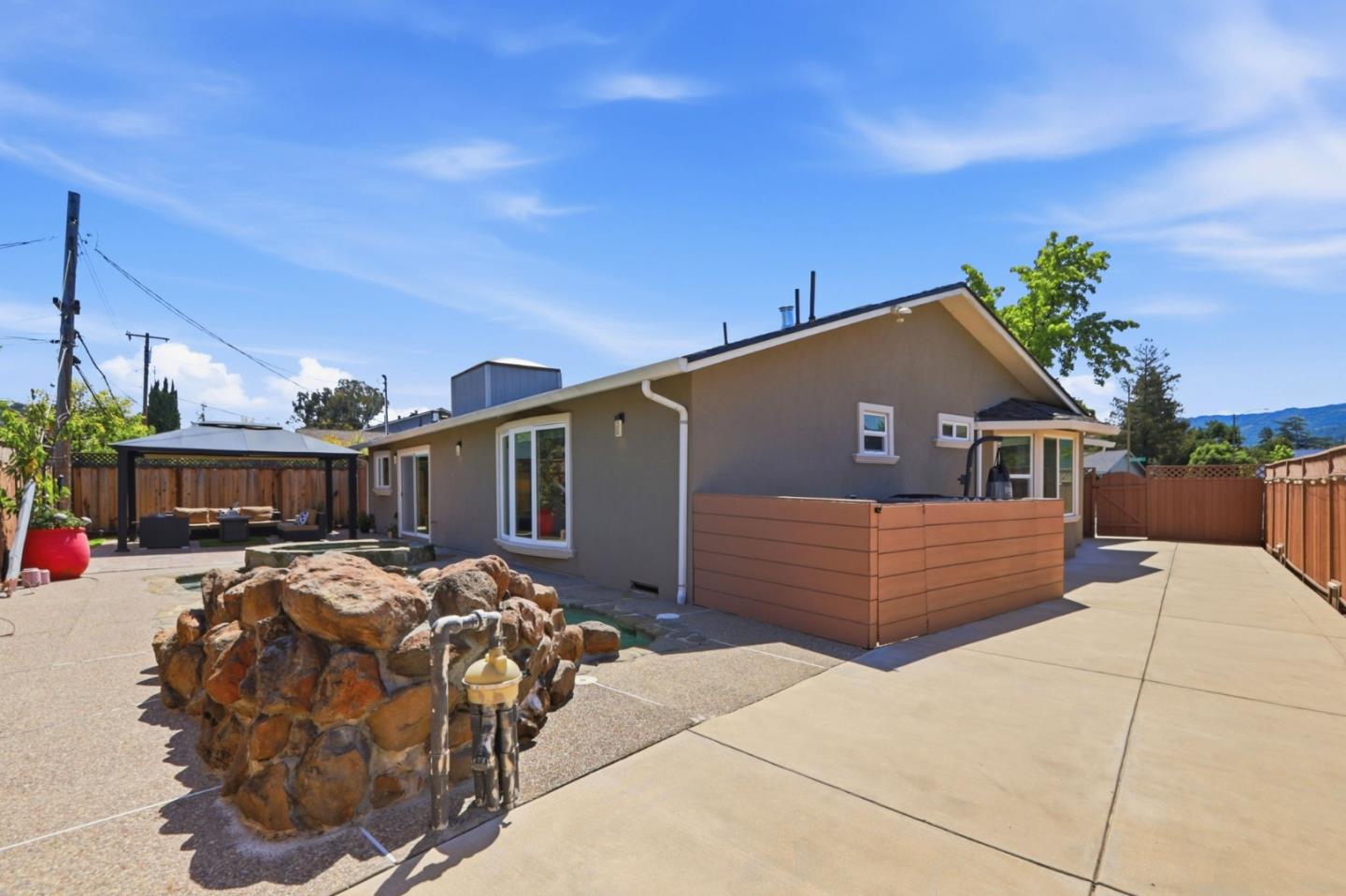 Property photo 48