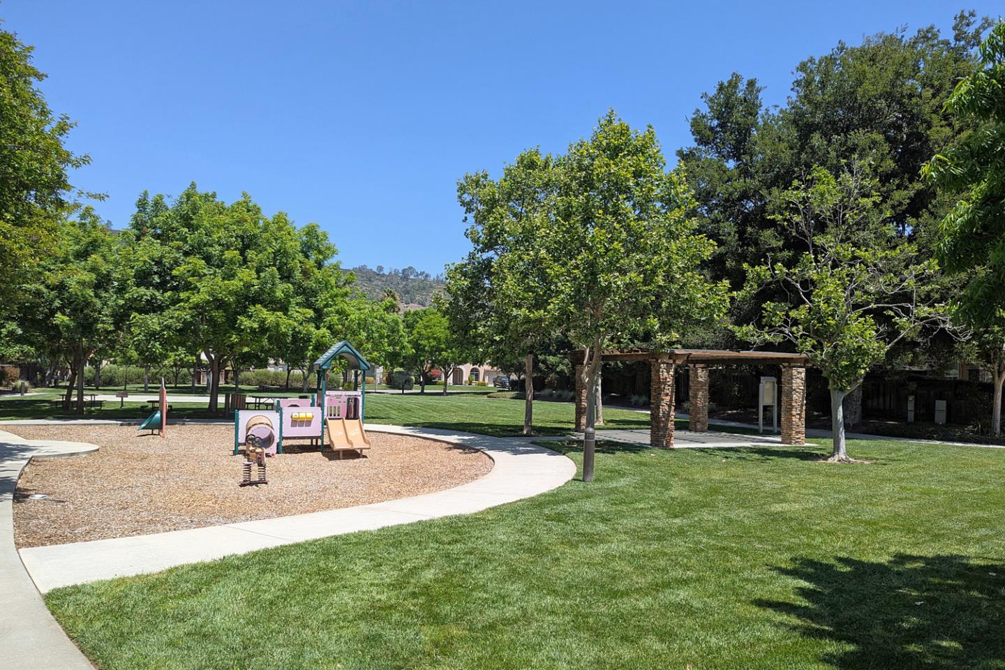 Property photo 35