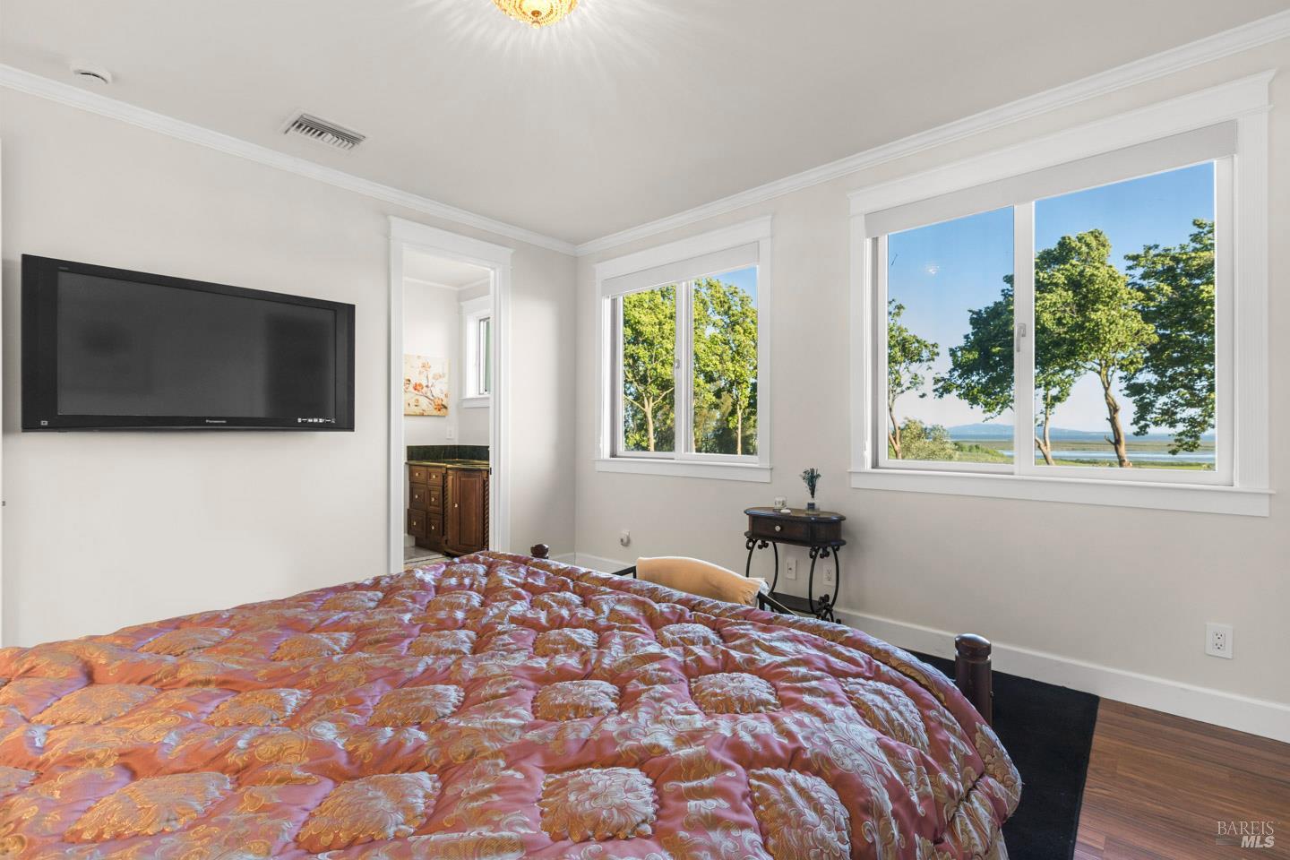 Property photo 46
