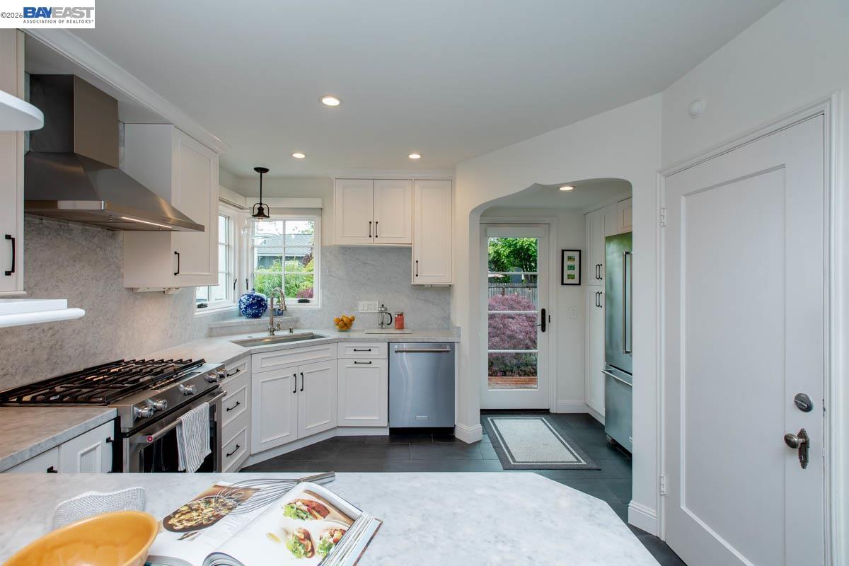 Property photo 25