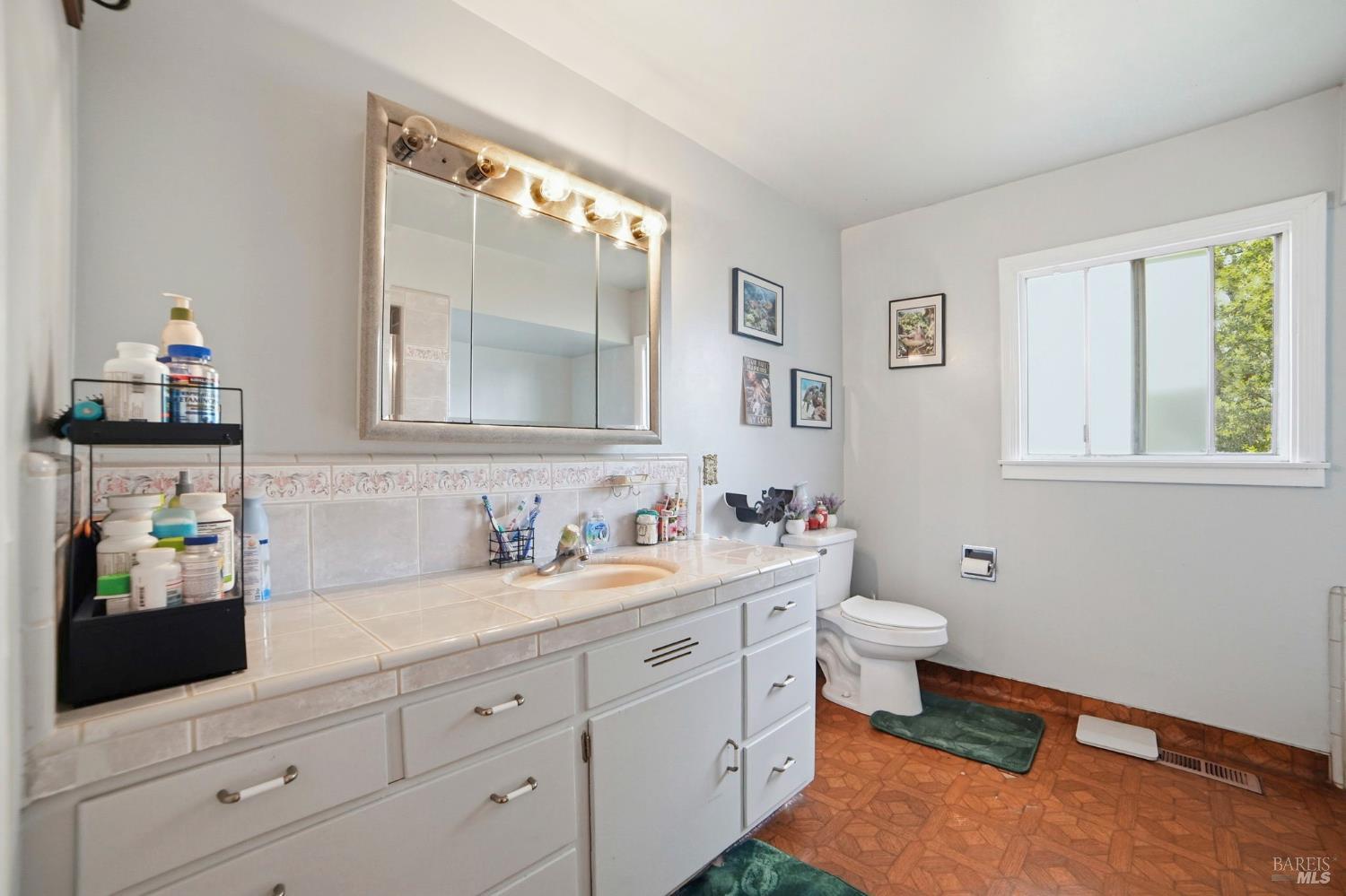 Property photo 31