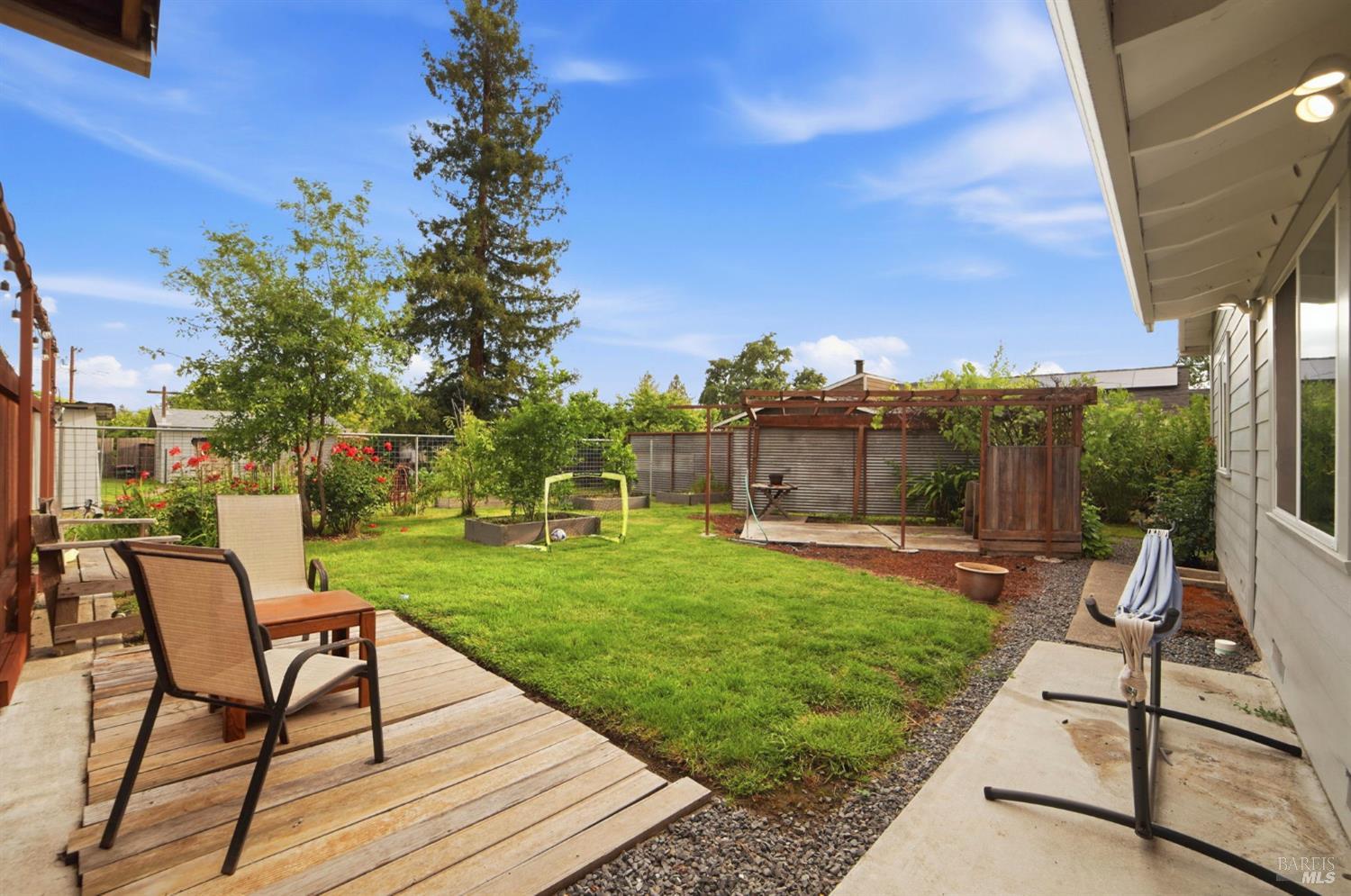 Property photo 44