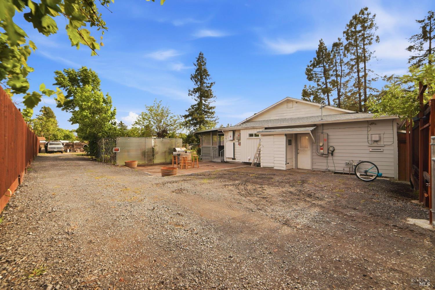 Property photo 46