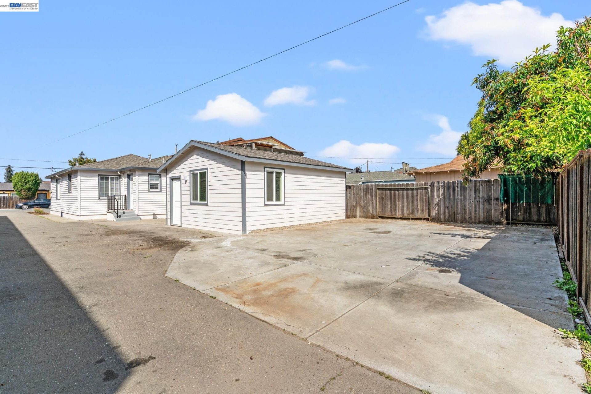Property photo 24
