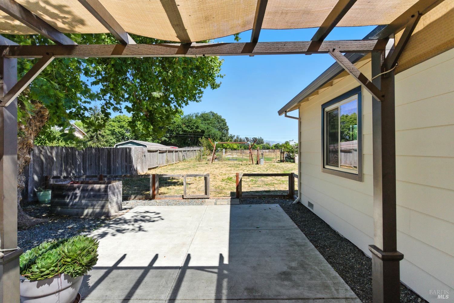 Property photo 28