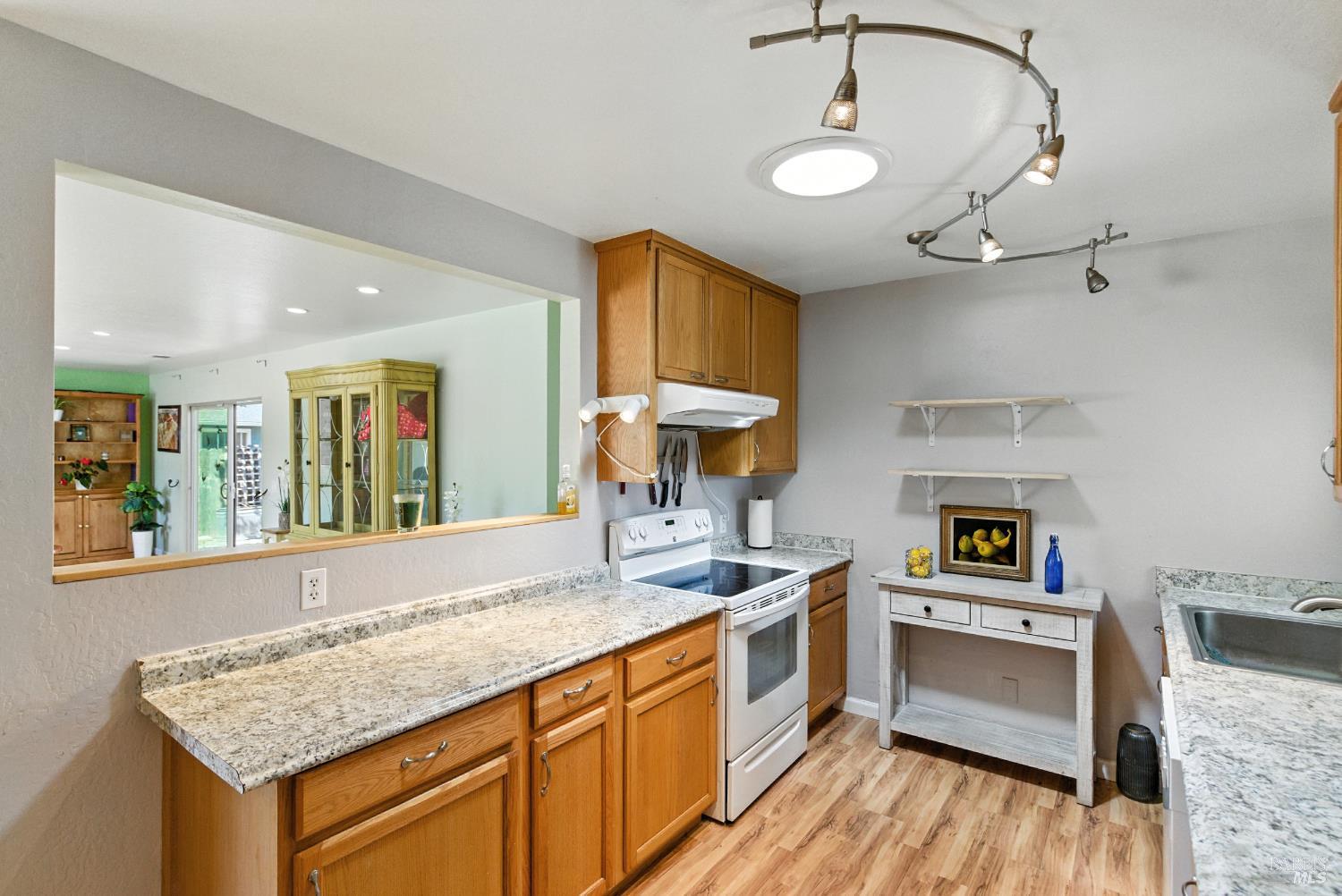 Property photo 35