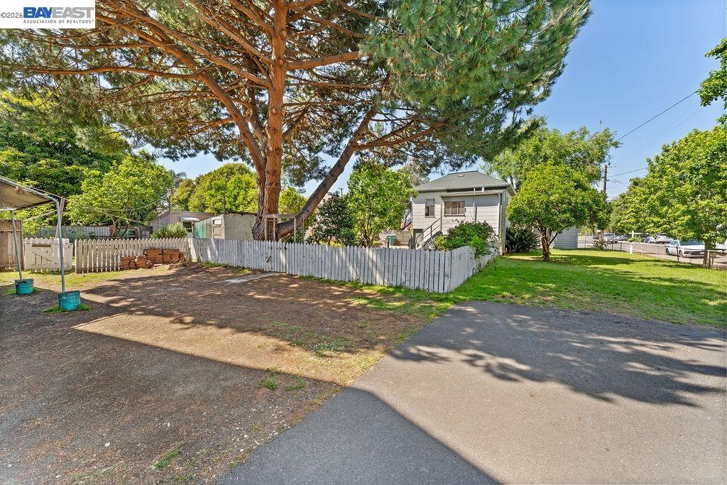 Property photo 45
