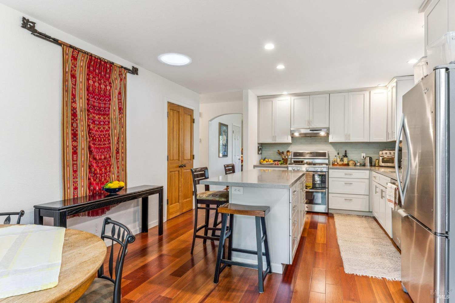 Property photo 28