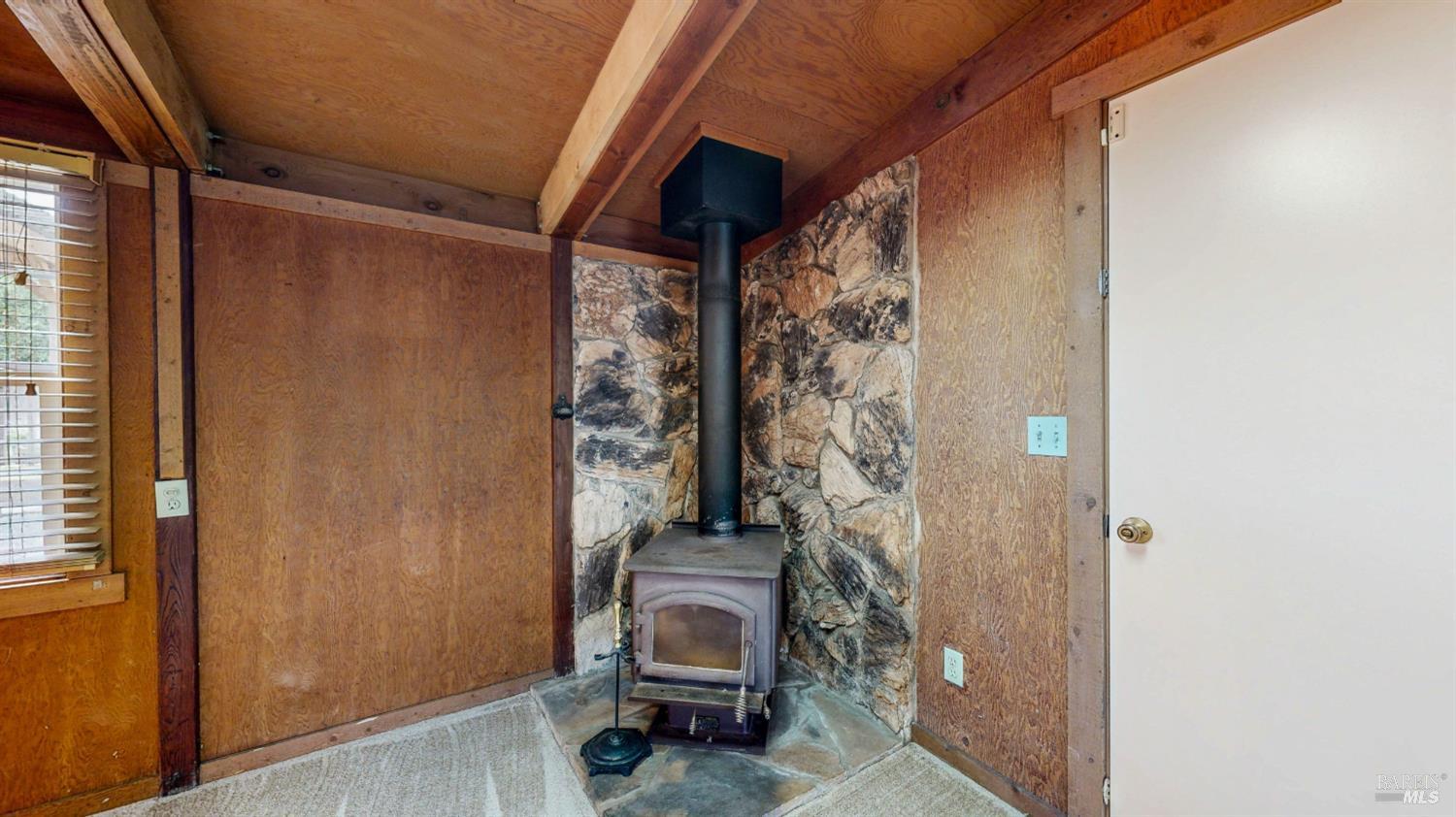 Property photo 32