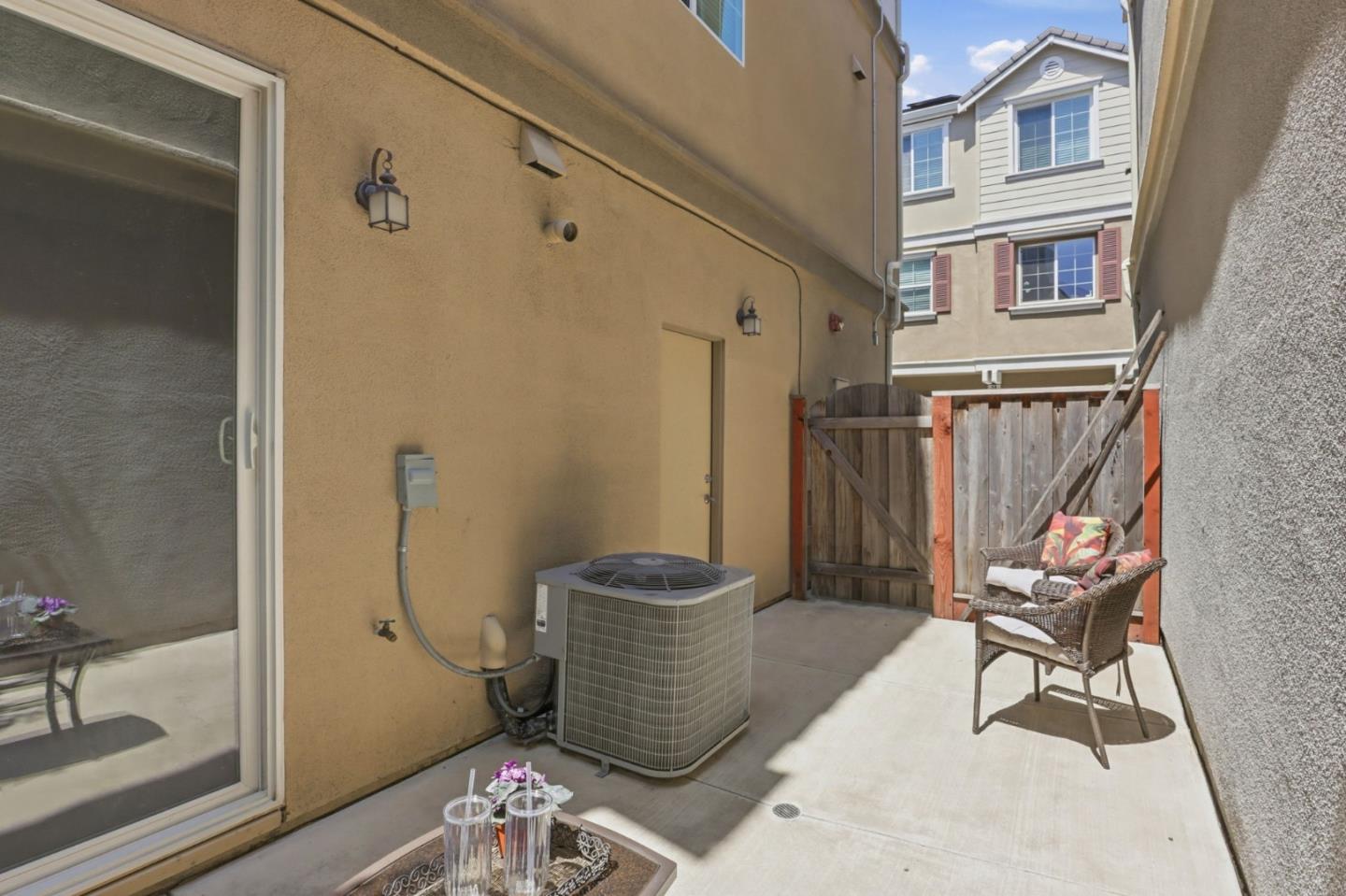 Property photo 31