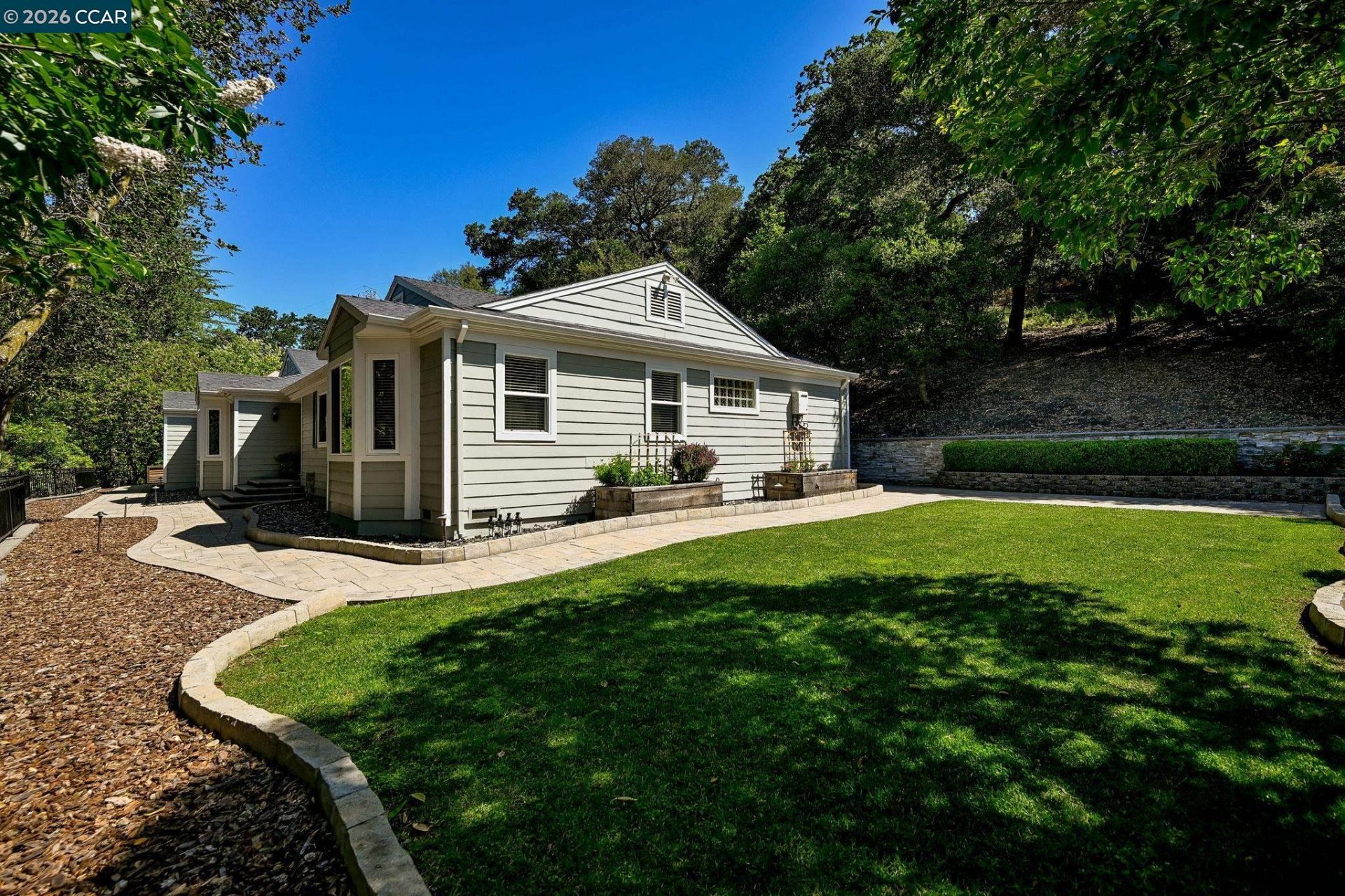 Property photo 31