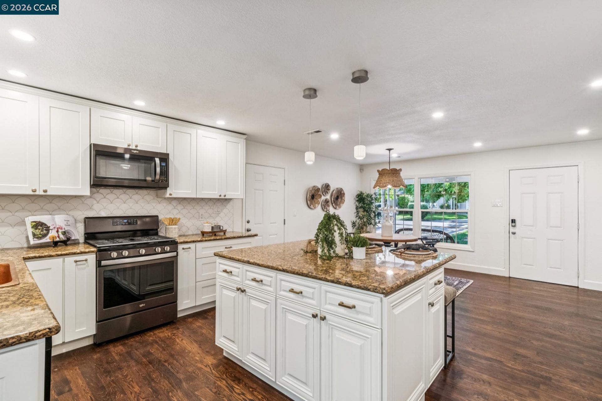 Property photo 24