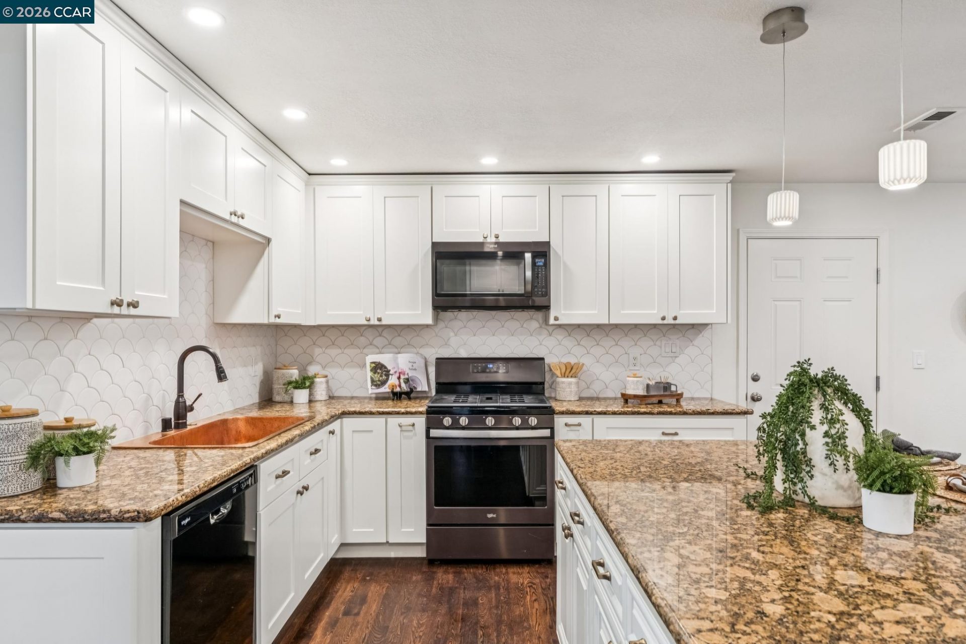 Property photo 25