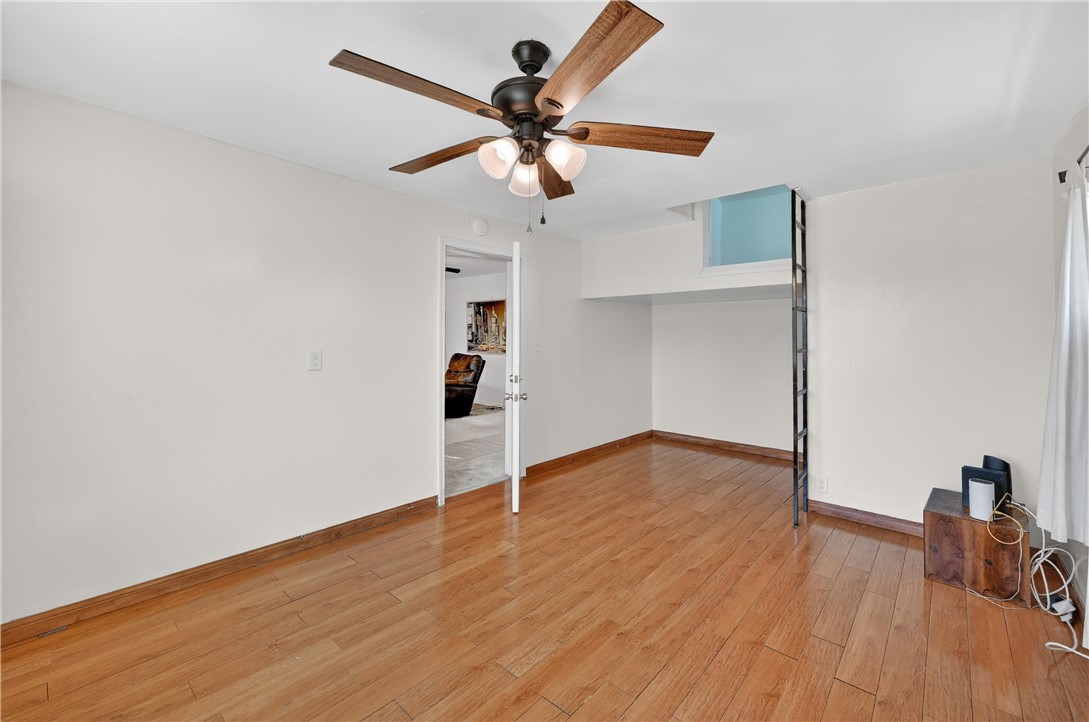 Property photo 40