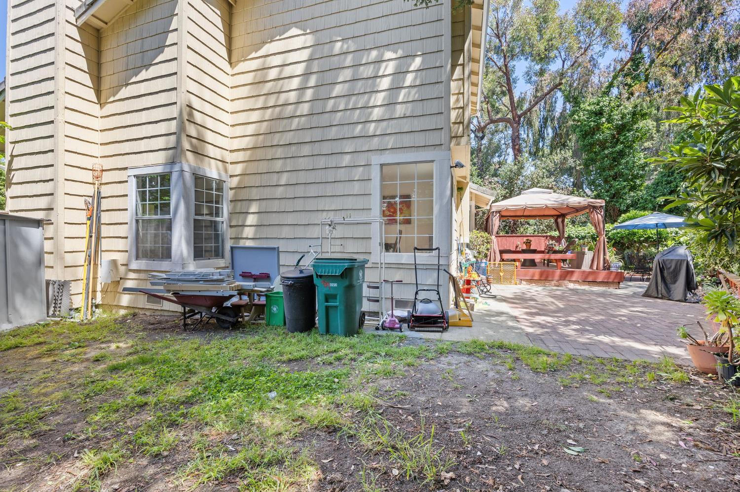 Property photo 40