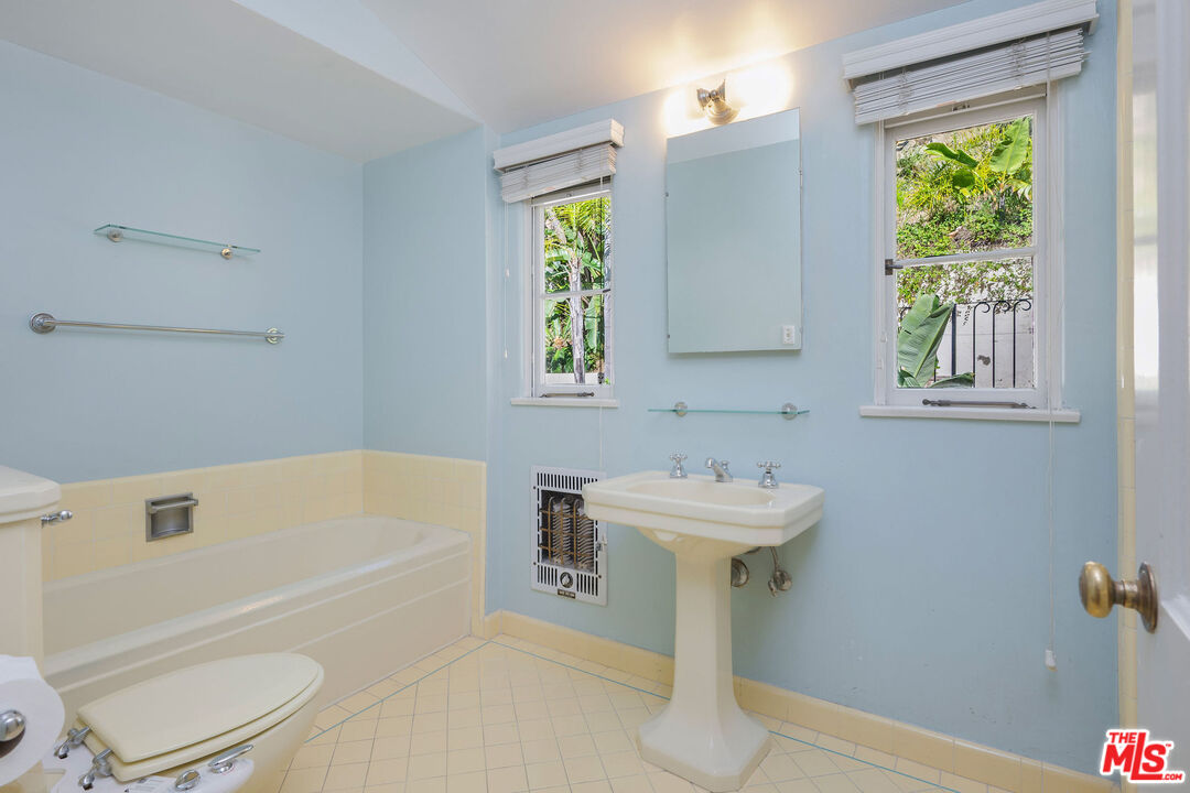 Property photo 28